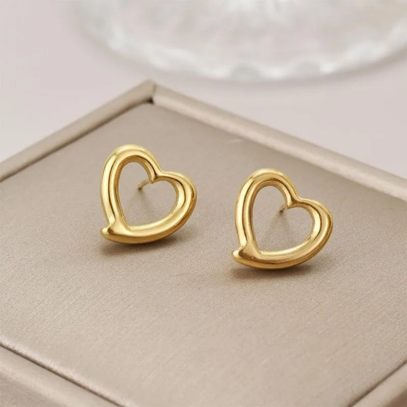 Aretes Heartis