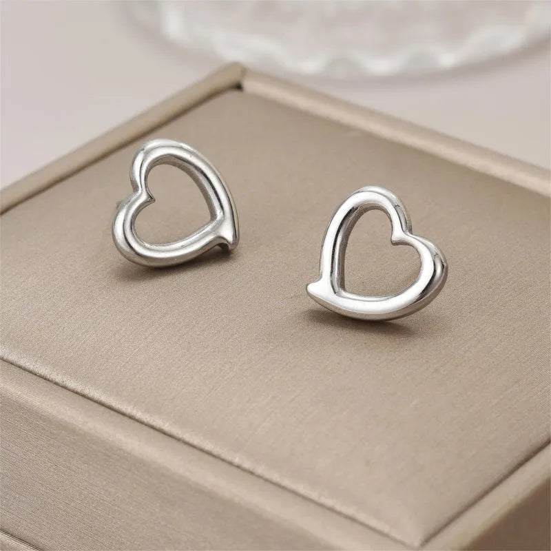Aretes Heartis