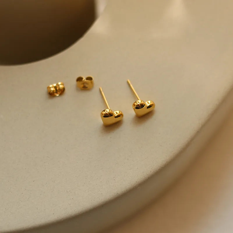 Aretes Romantika