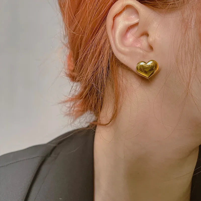 Aretes Romantika