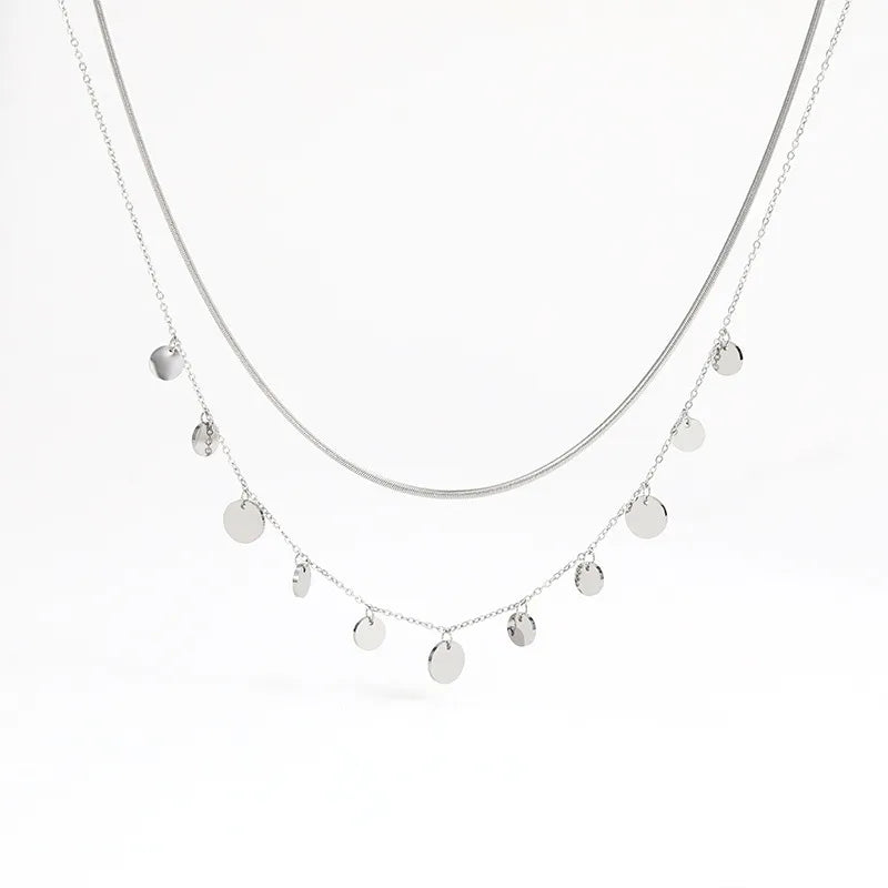 Collar Elara