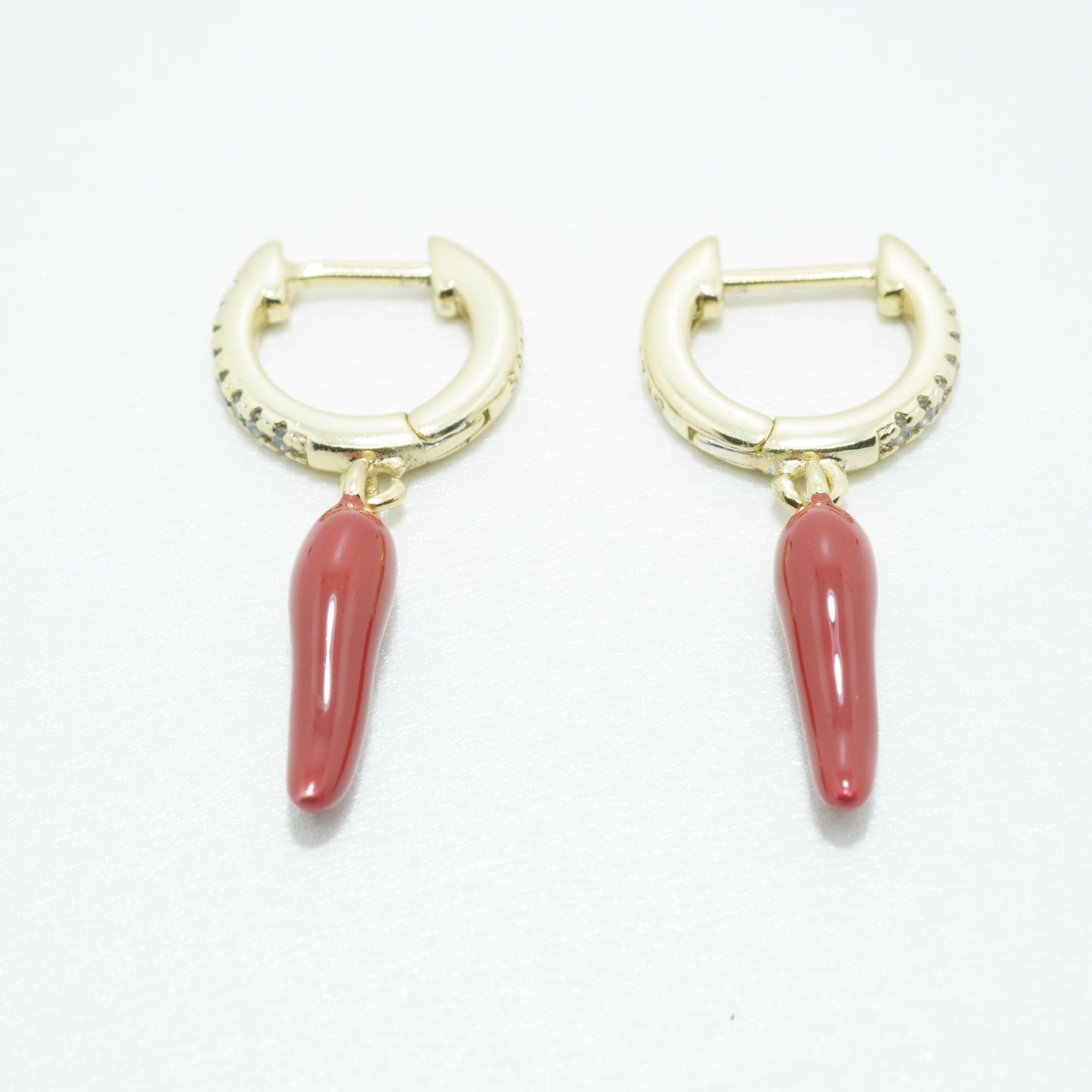 Aretes de Chile Rojo Plata 925 Chapado en Oro 14K