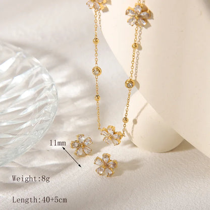 Conjunto de Collar y Aretes Fiorella